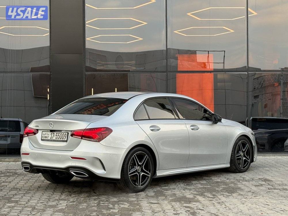 MERCEDES A200 _20204