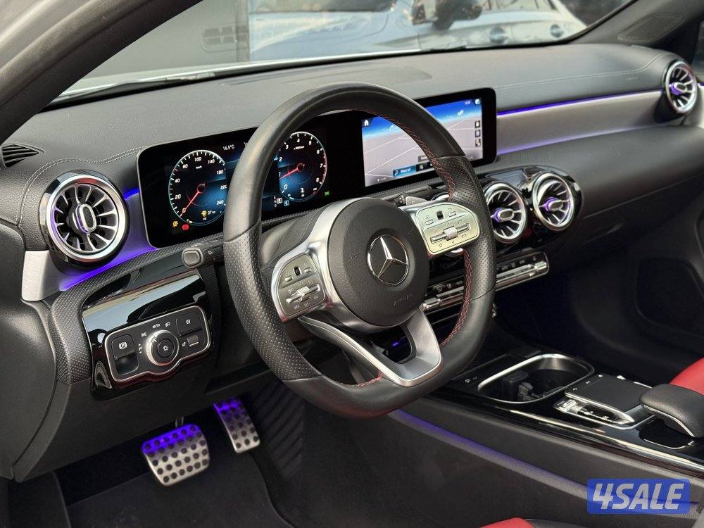 MERCEDES A200 _20206