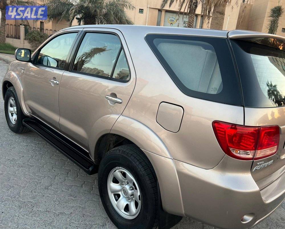 بيعة سريعة تويوتا فورتنر موديل 2006 وارد الساير1