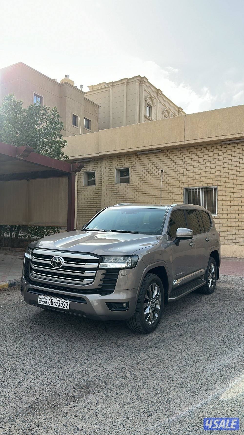 لاند كروزر 2022 AERO0