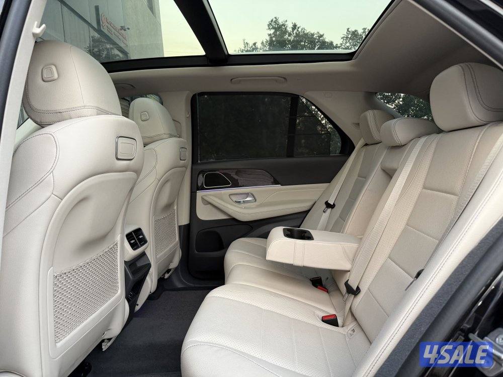 MERCEDES GLE 450 4 MATIC _2019 عداد 40 الف فقط9