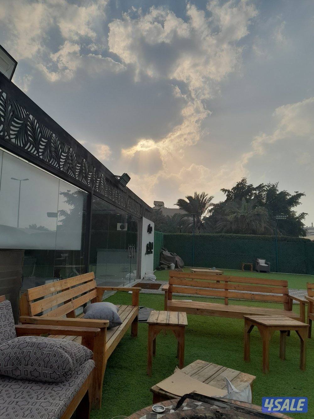 أنا شيف ومدير مطعم ابحث عن عمل0