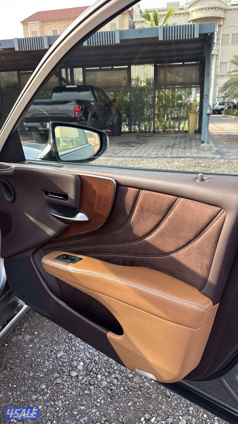 لكزس LS500 موديل ٢٠١٩ صبغ وكاله4