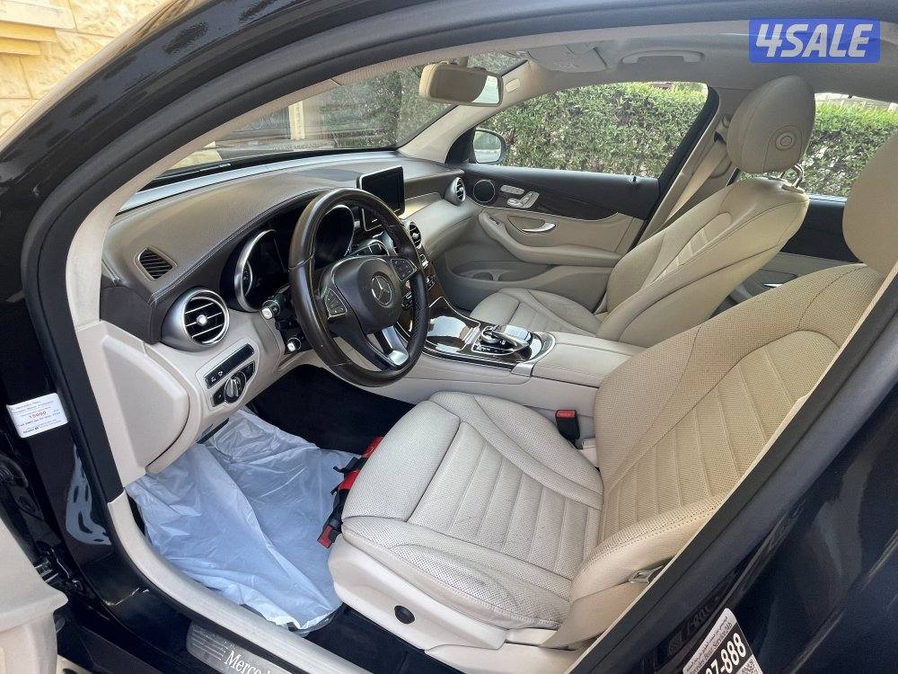 للبيع مرسيدس GLC 250 AMG Kit وكالة الكويت8