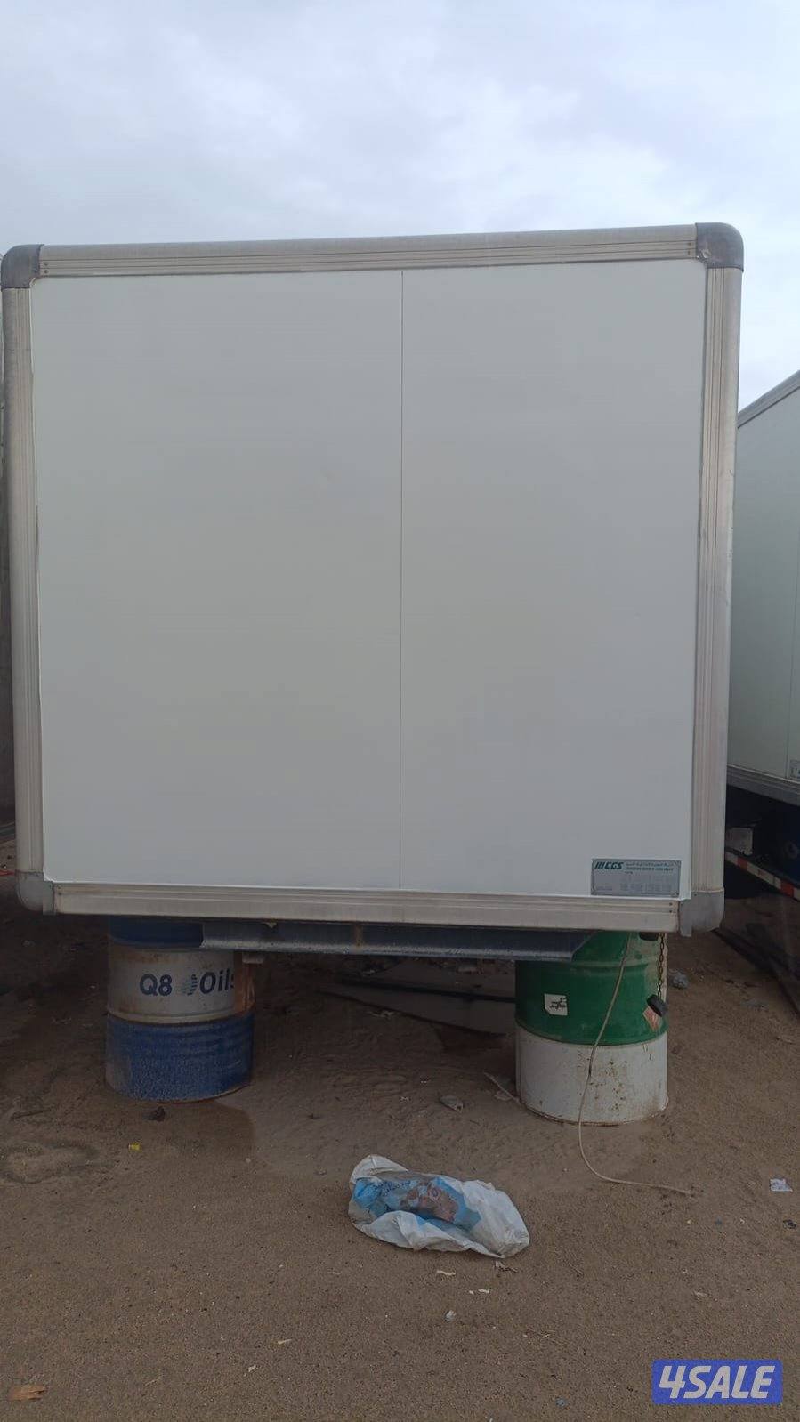 للبيع صندوق هاف لوري1