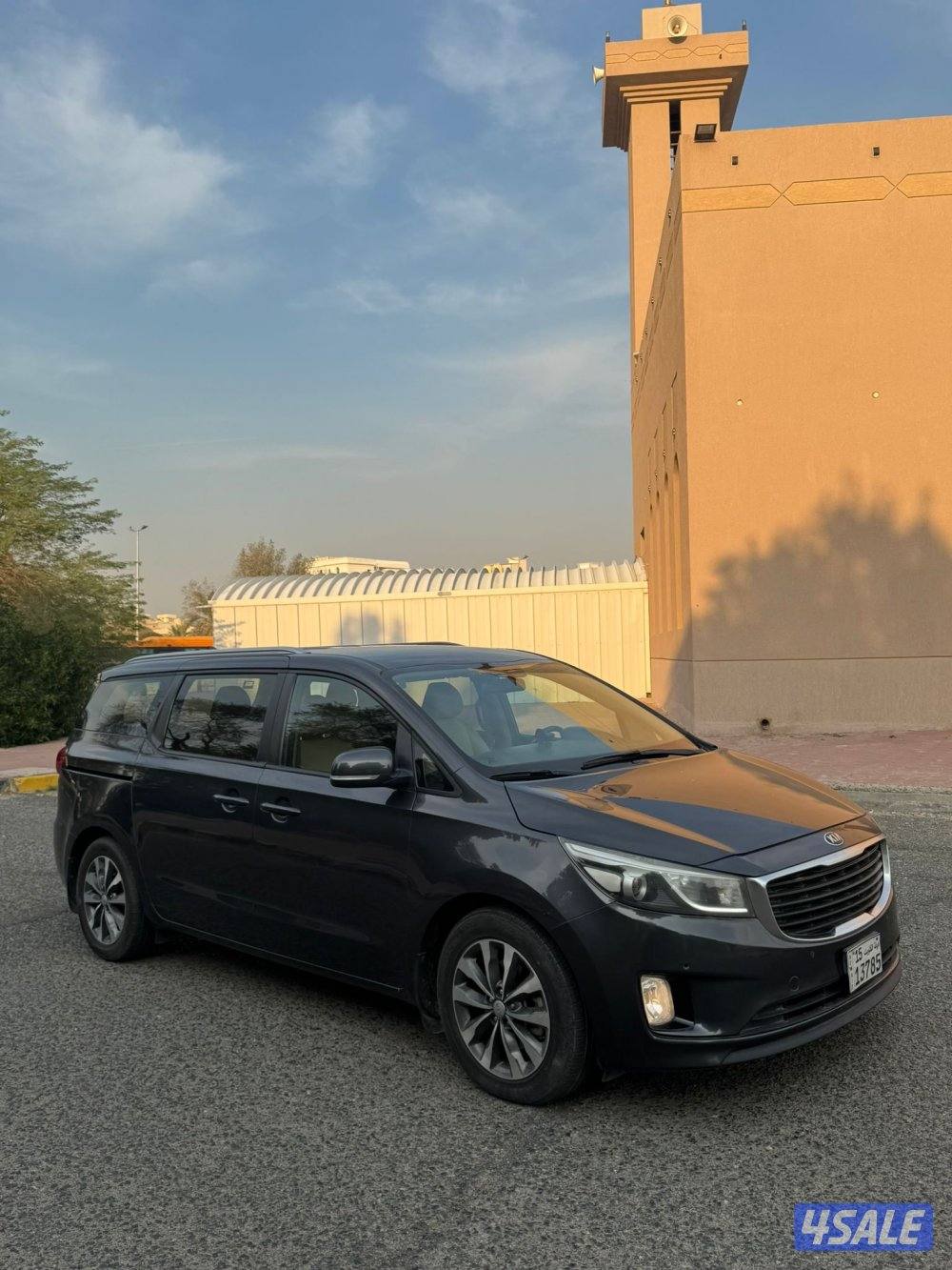 للبيع كيا كرنفال 20181