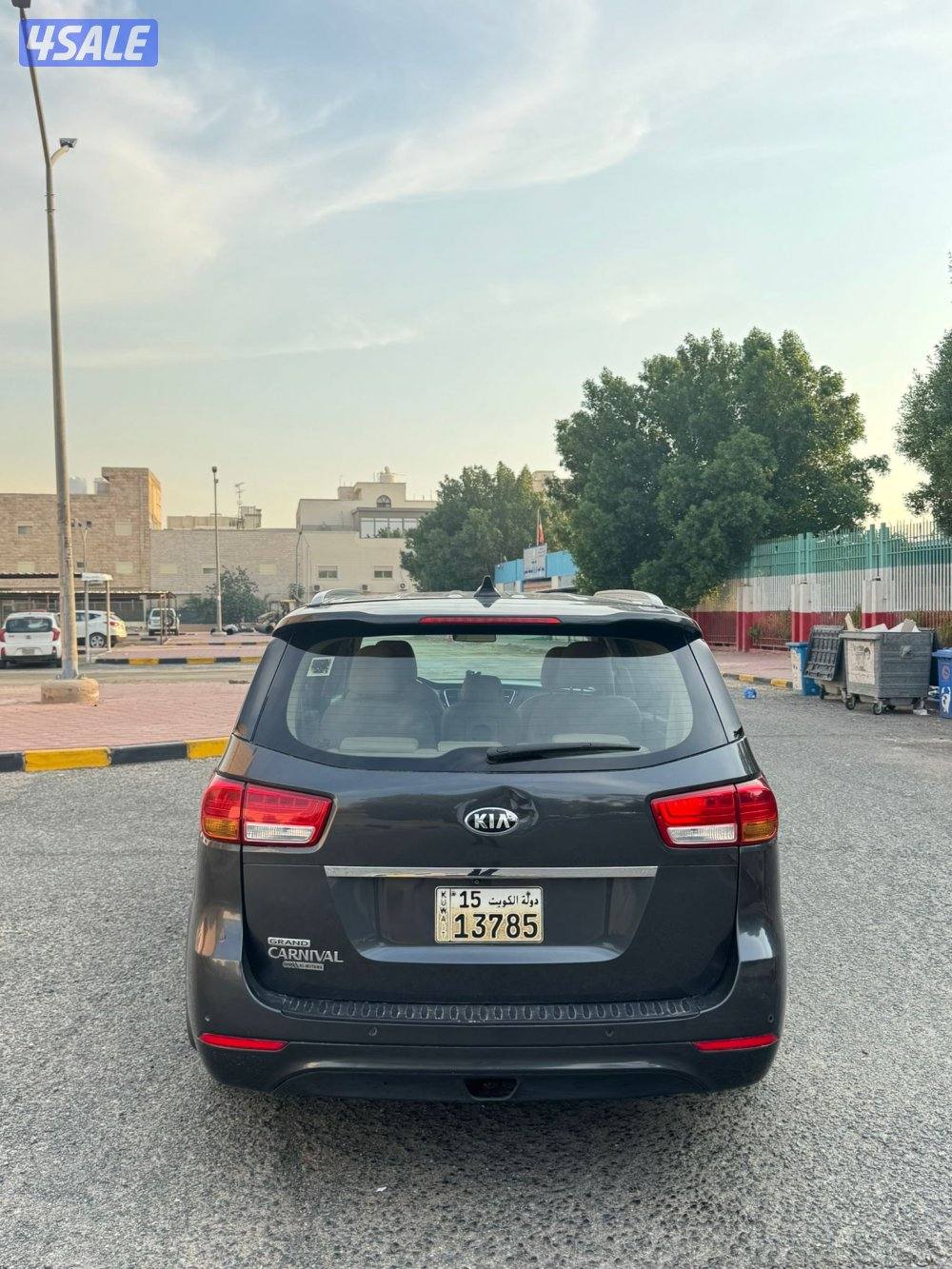 للبيع كيا كرنفال 20187