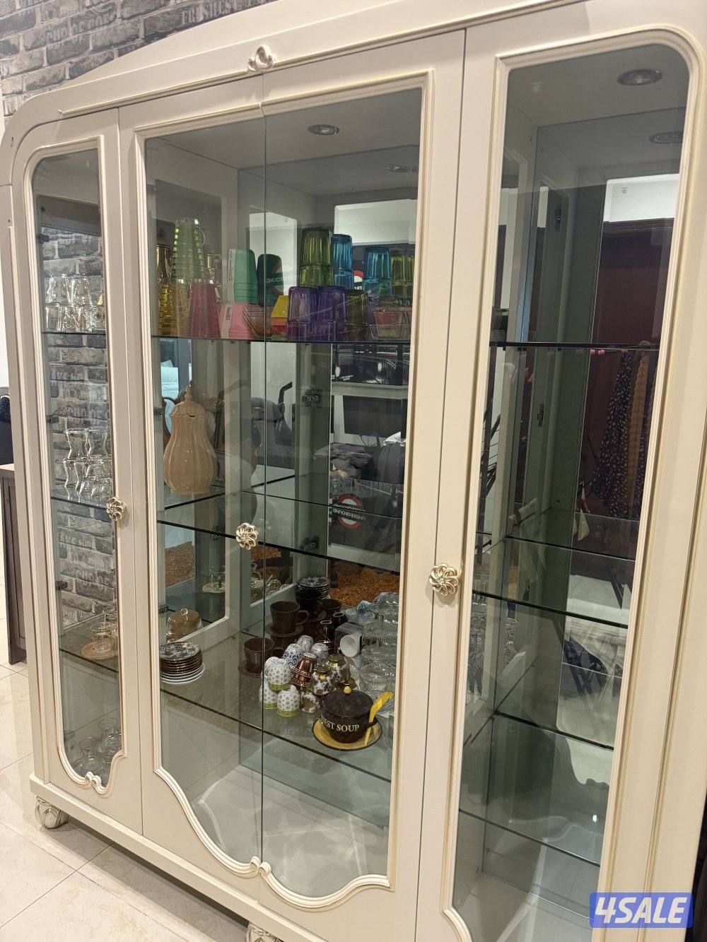 للبيع بوفيه مواعين من صفاة هوم0