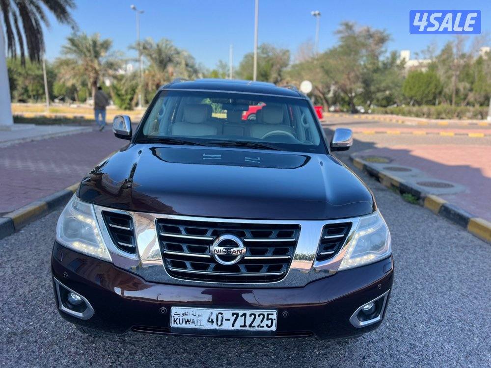 نيسان باترول موديل ٢٠١٦ ماشي ٢٢٠ الف  بلاتينيوم  فتحه جلد بصمه كامره4