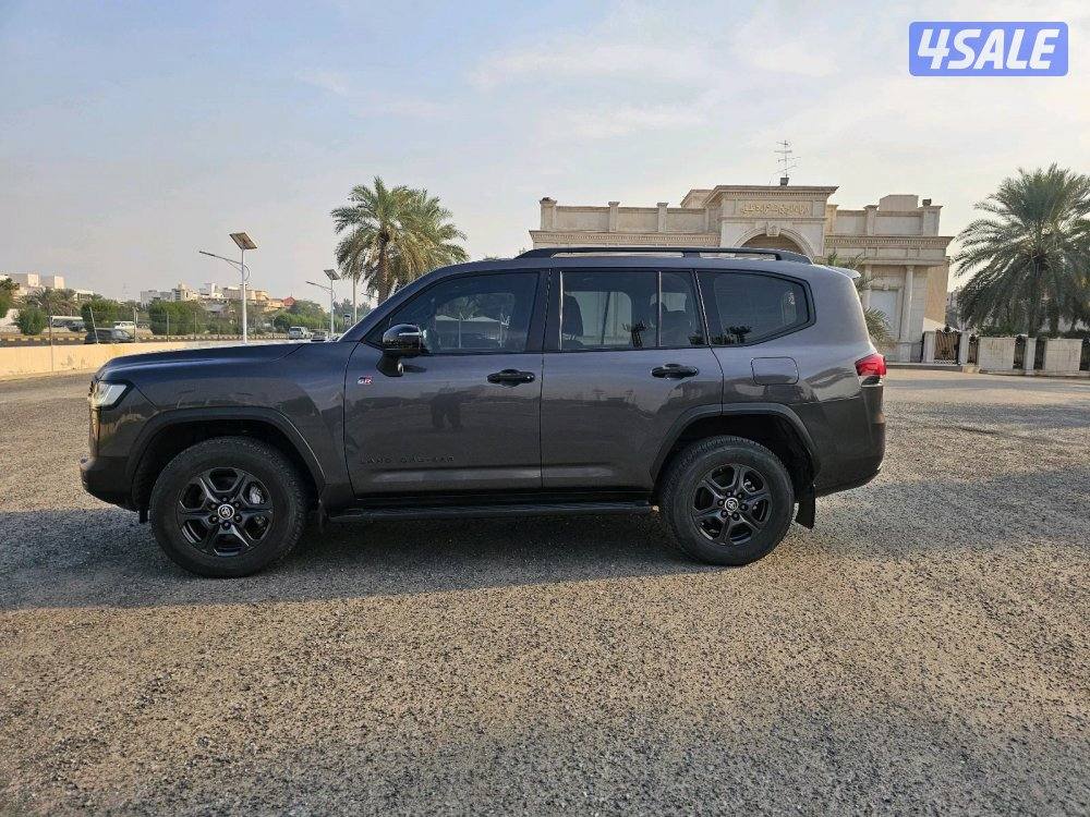 Toyota Land Cruiser Gr1