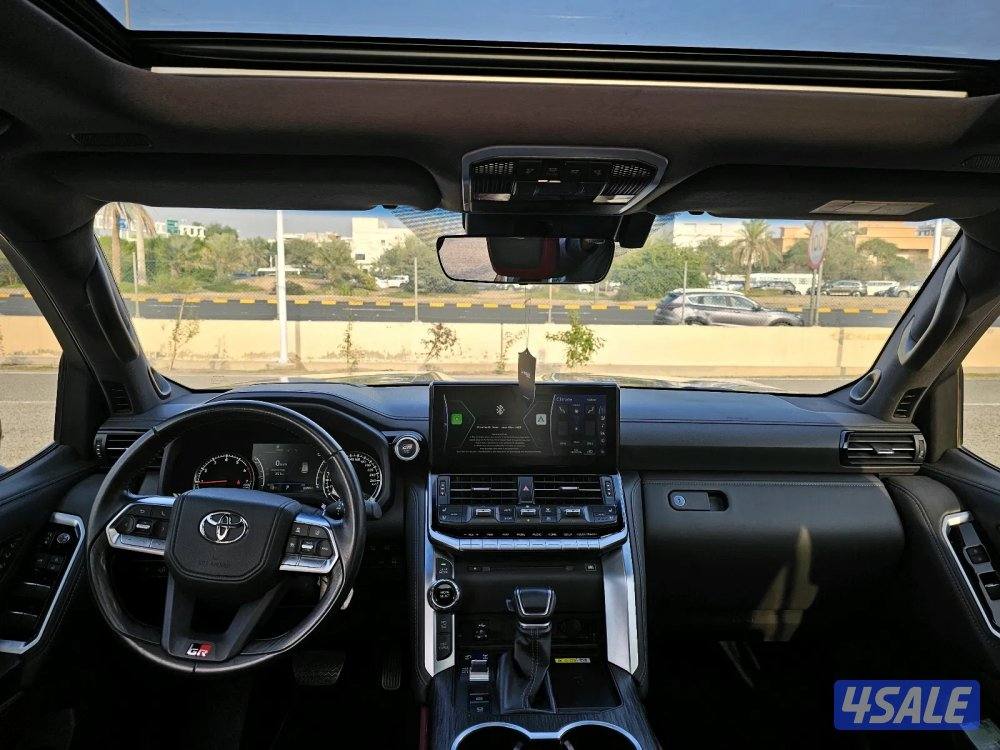 Toyota Land Cruiser Gr8