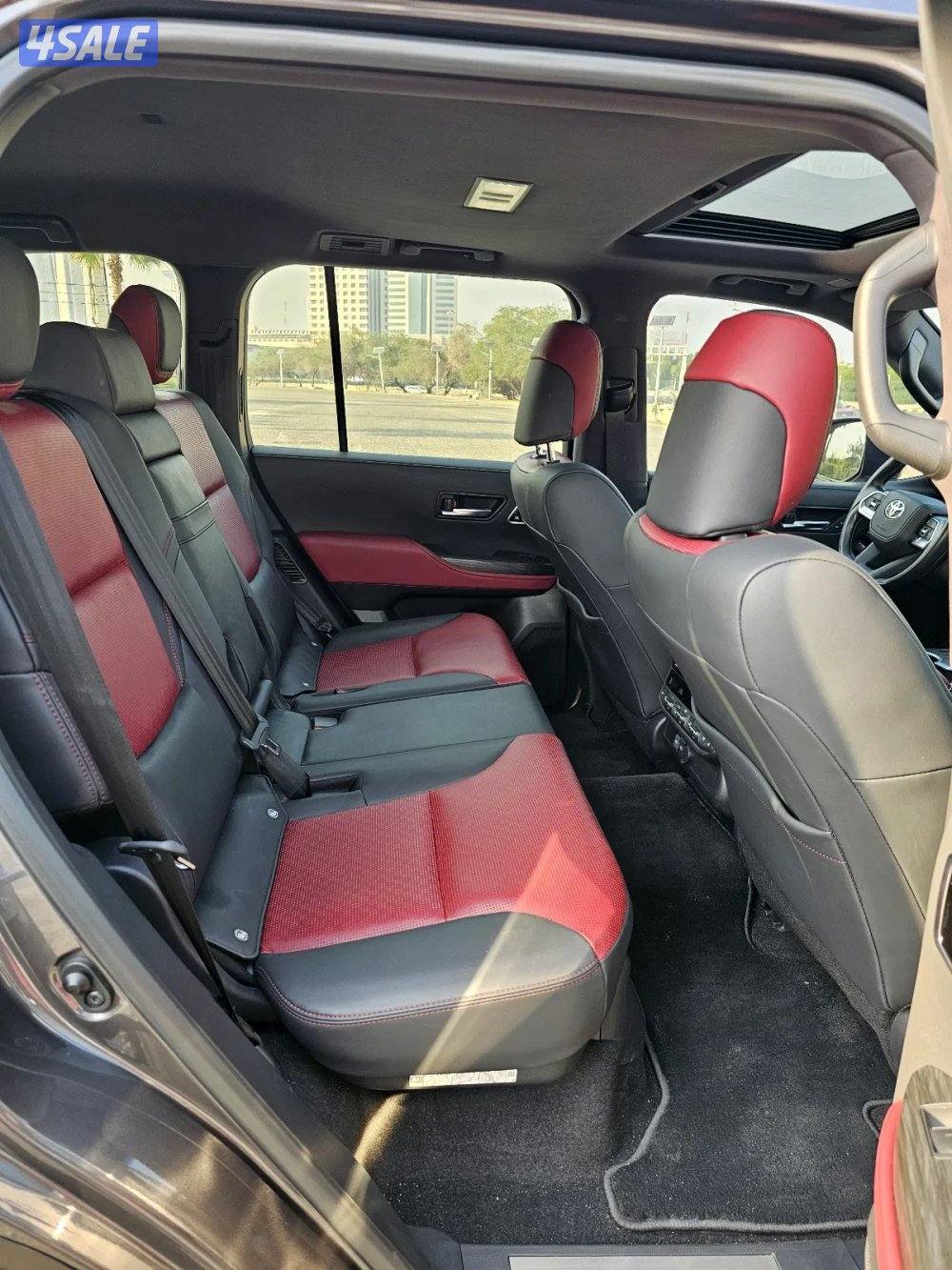 Toyota Land Cruiser Gr7