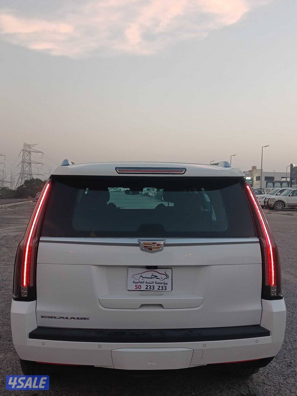 اسكاليد بريميوم موديل 2019 الفل5