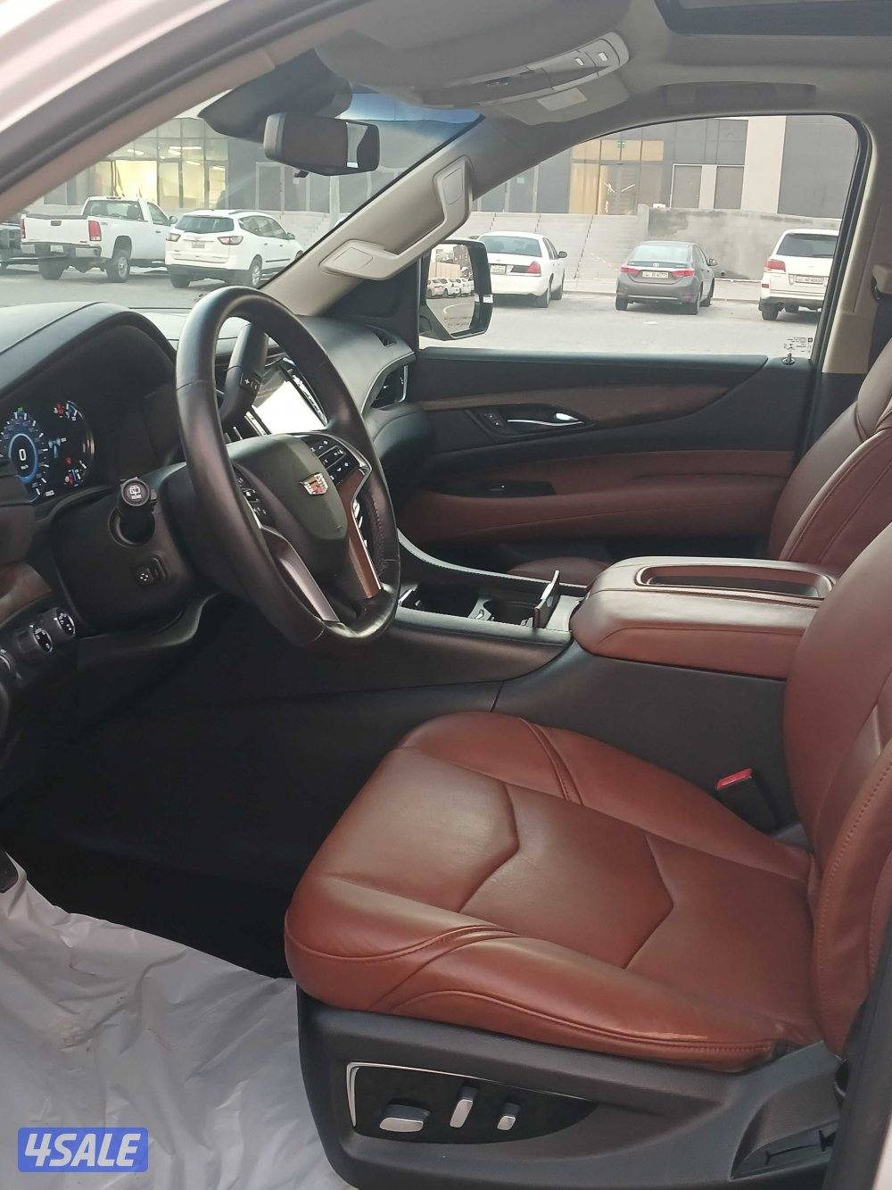 اسكاليد بريميوم موديل 2019 الفل7