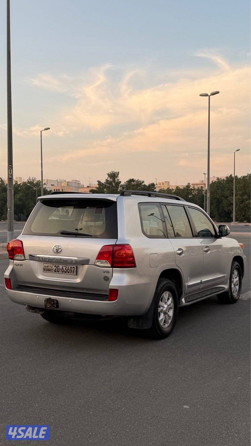للبيع لاند كروز  ( 2013 )  G.X.R5