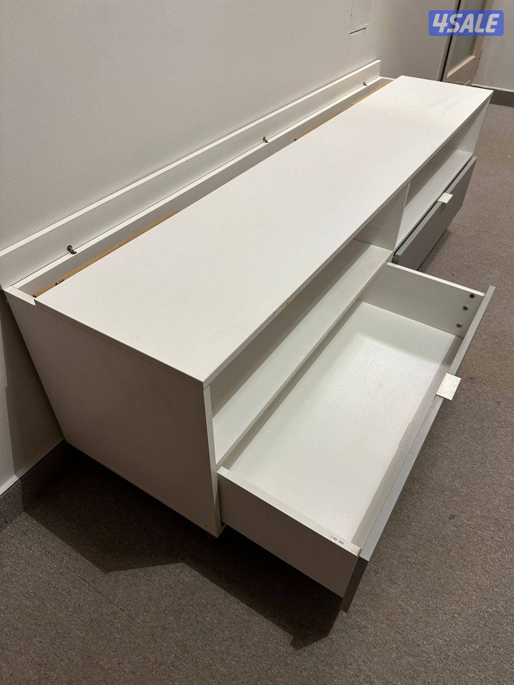 طاولة تلفزيون TV table for sale3