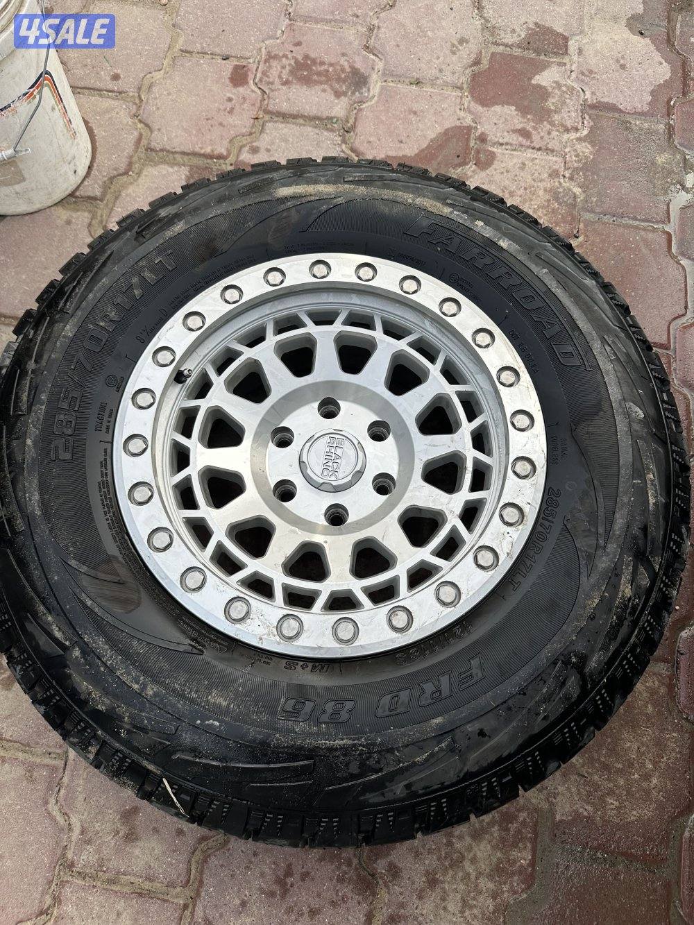 للبيع رنقات بلاك راينو معه تواير 285/70/17LT3