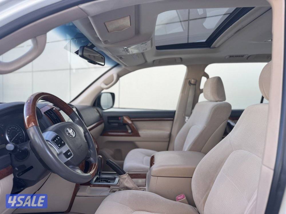 لاندكروز 201113