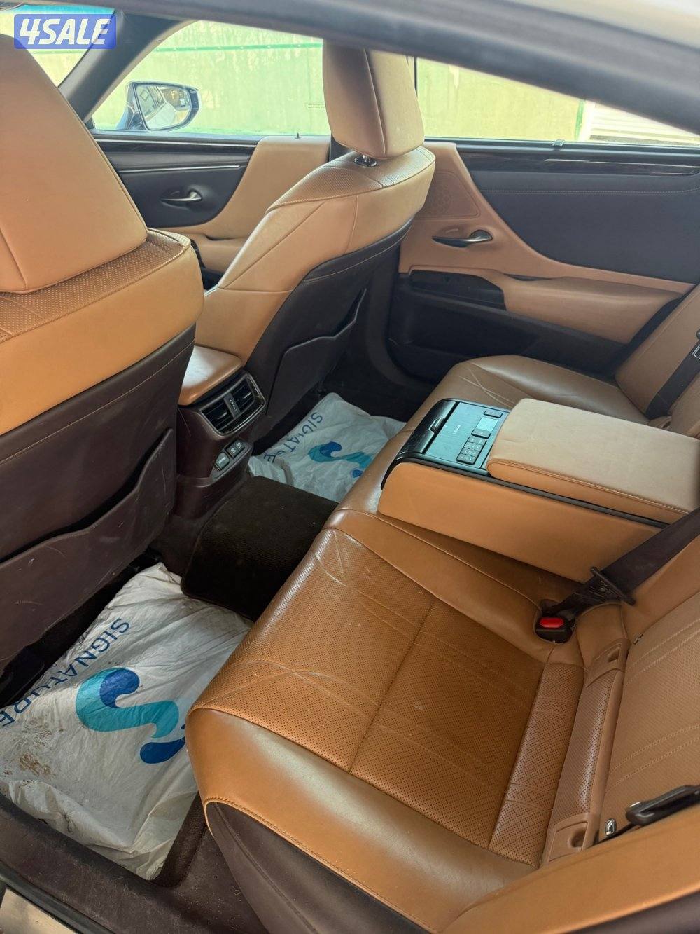 للبيع لكزس ES250 موديل 20195