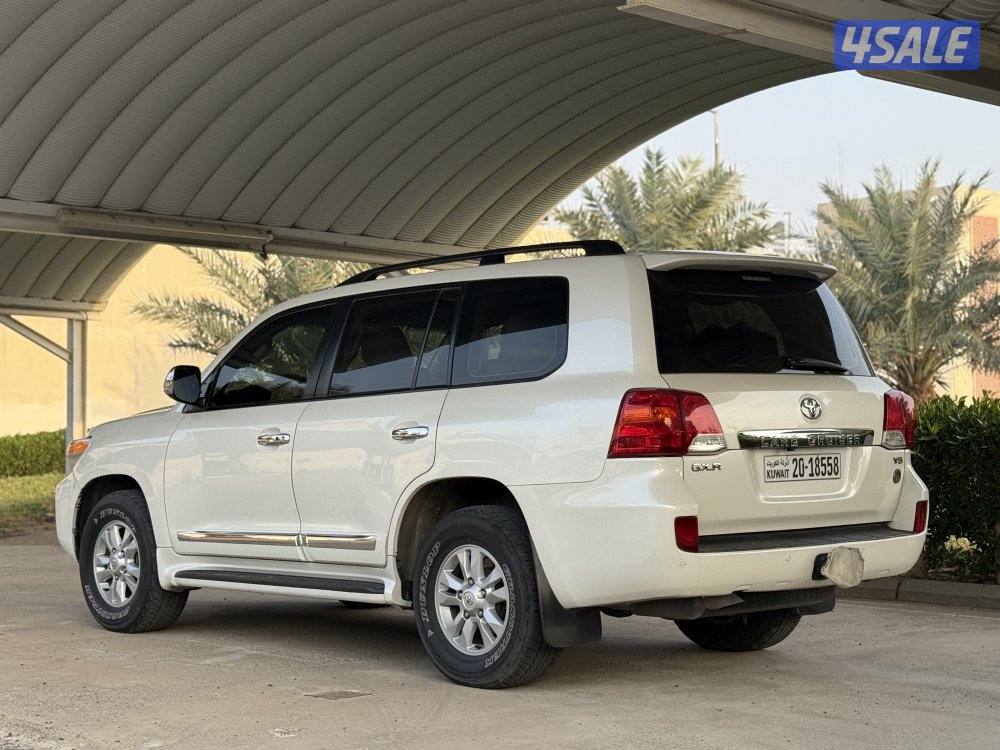 لاندكروز 20127