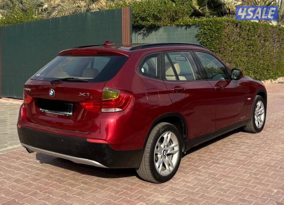 بي ام X1 بحالة الوكالة1