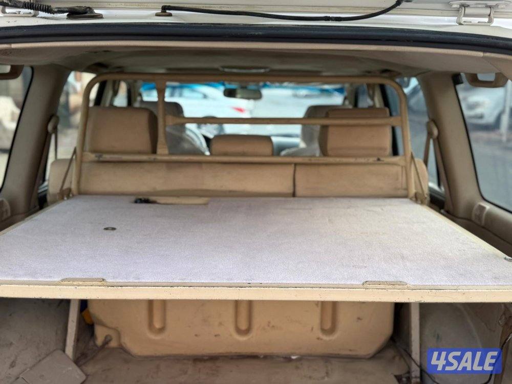 لاند كروزر ٢٠٠٣8