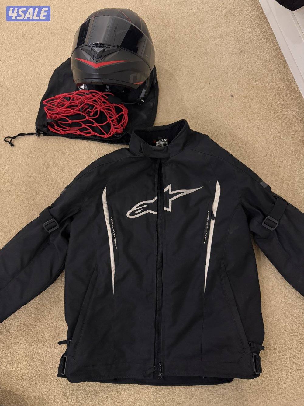 (خوذه مع سماعات راكبه وجاكيت سيفتي) اصليين ونظاف DoT3