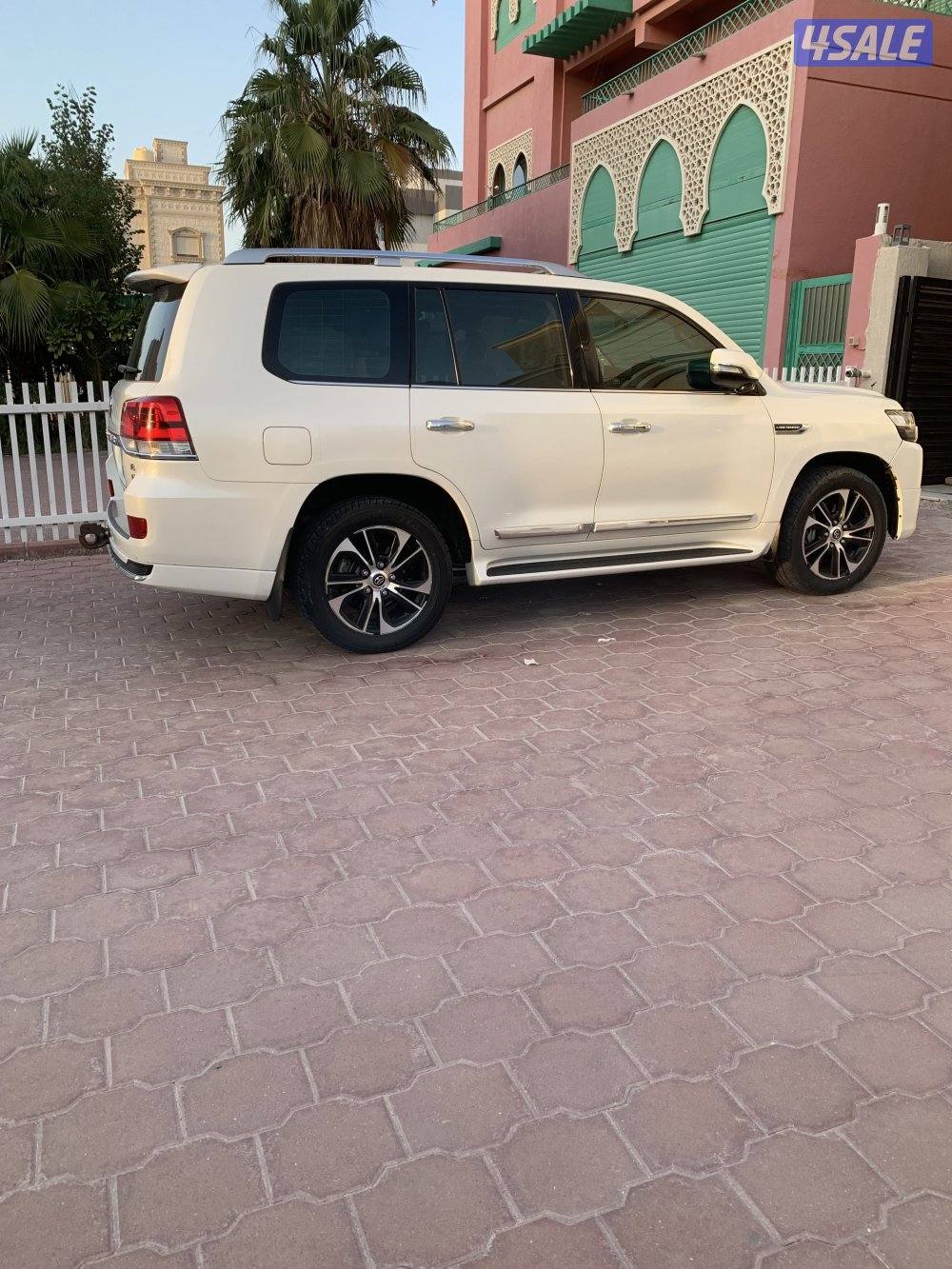 للبيع لاند كروزر1