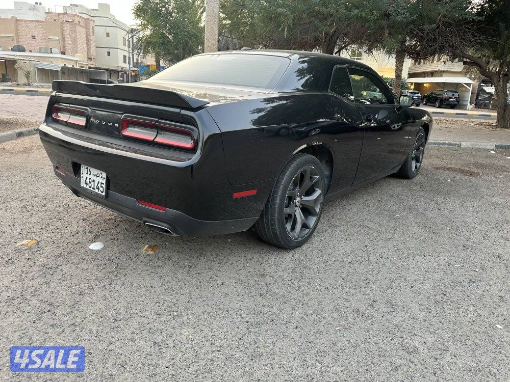 للبيع دودج تشالنجر ٢٠١٨2