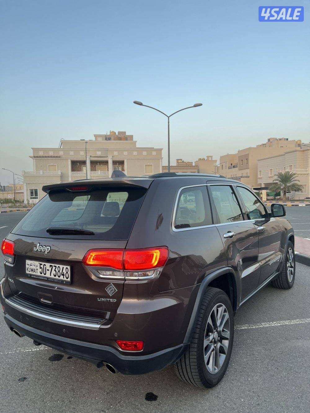 جيب جراند شيروكي موديل ٢٠١٨1