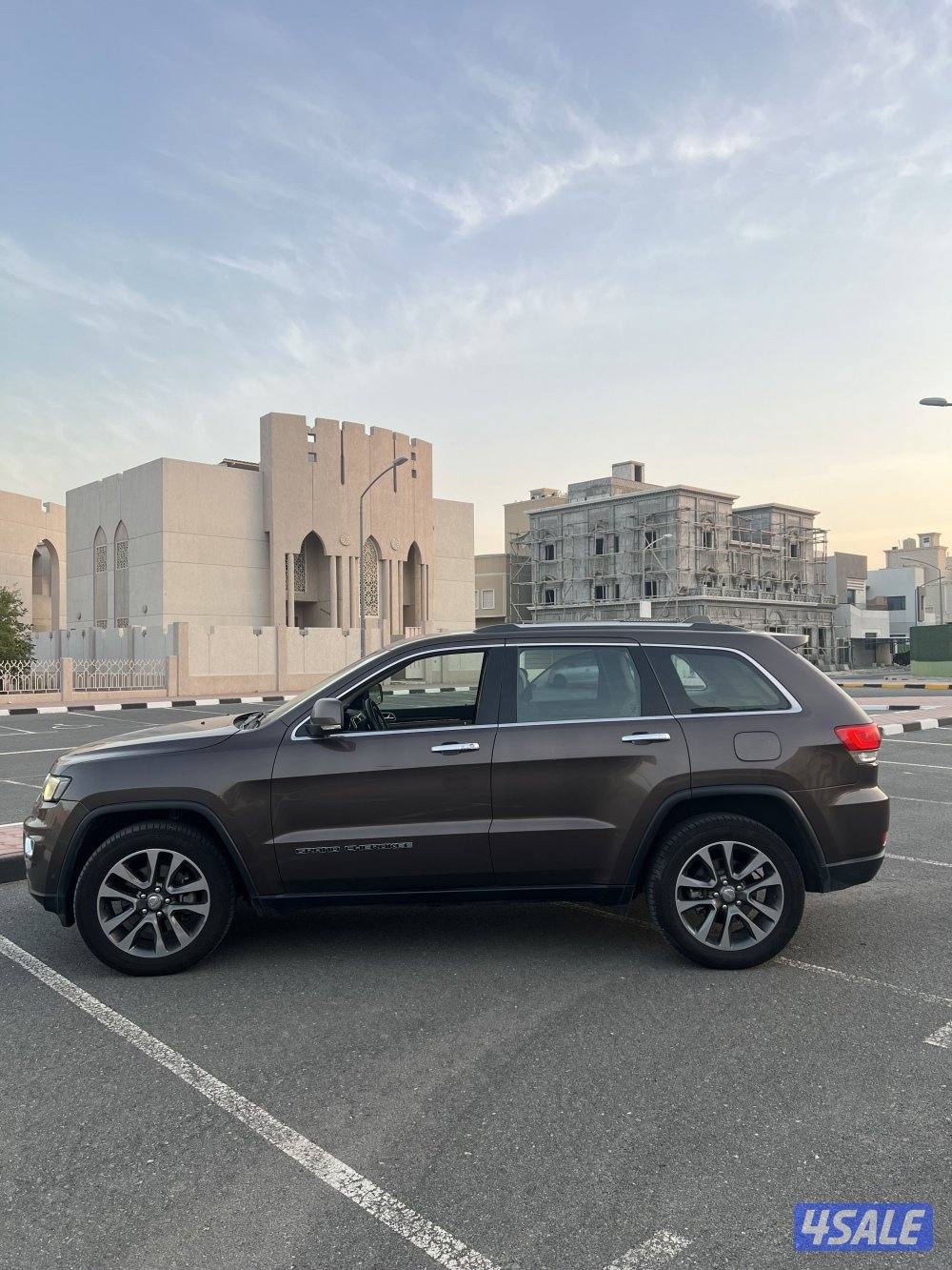 جيب جراند شيروكي موديل ٢٠١٨5