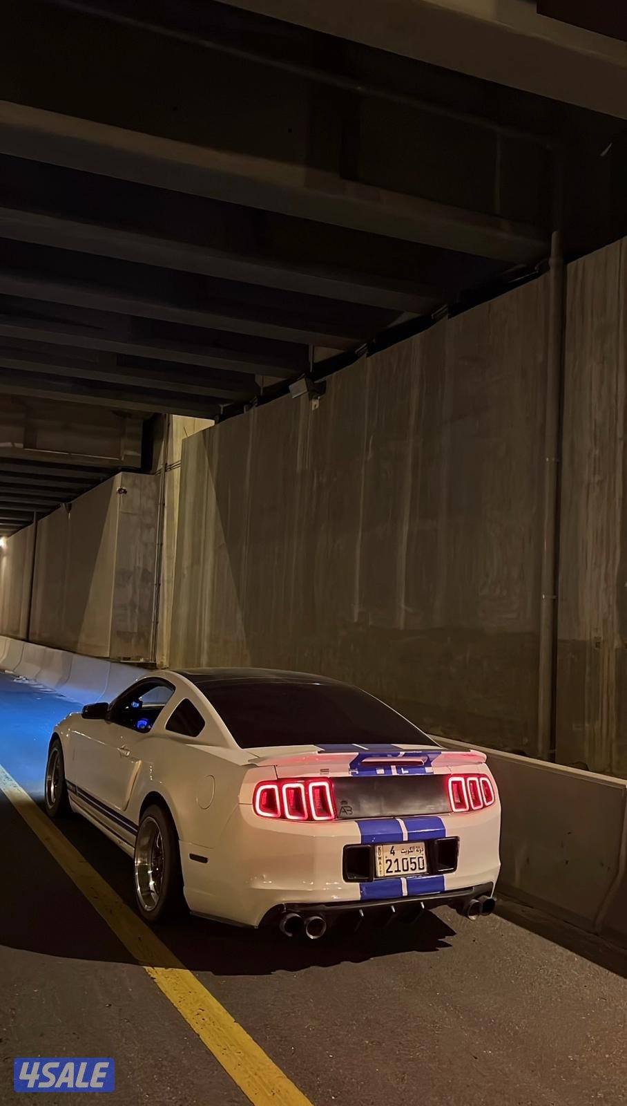 للبيع موستنق 5.0 موديل 20123