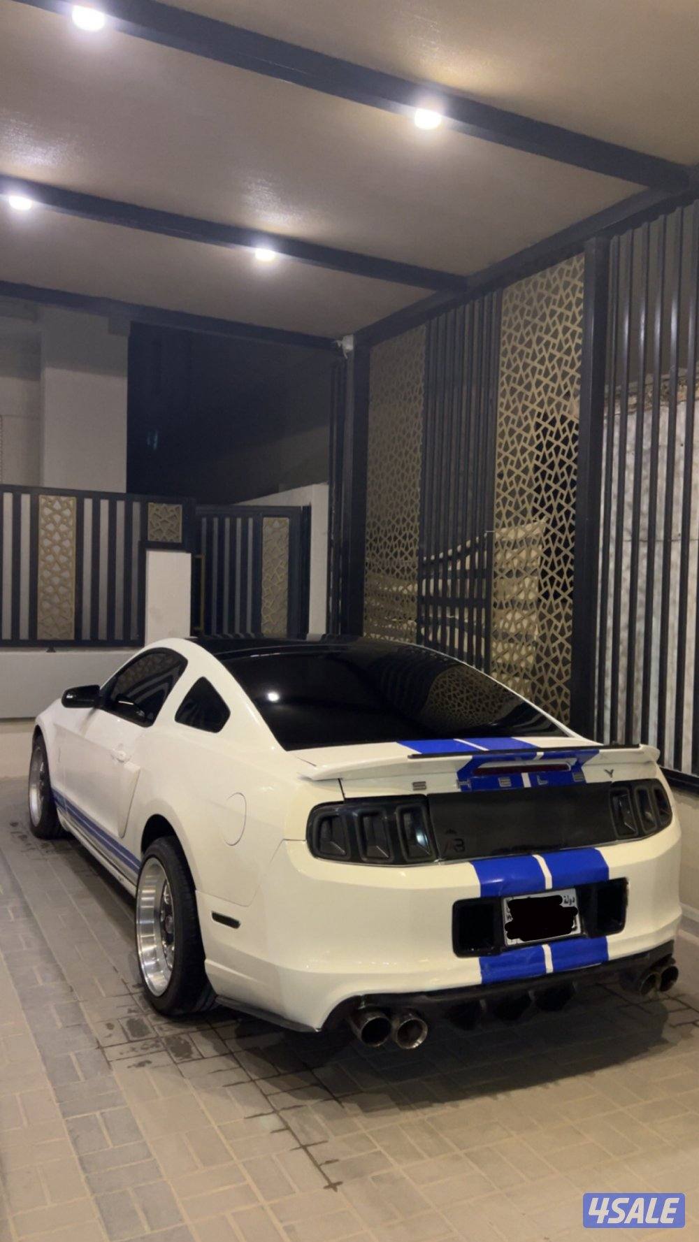 للبيع موستنق 5.0 موديل 20124