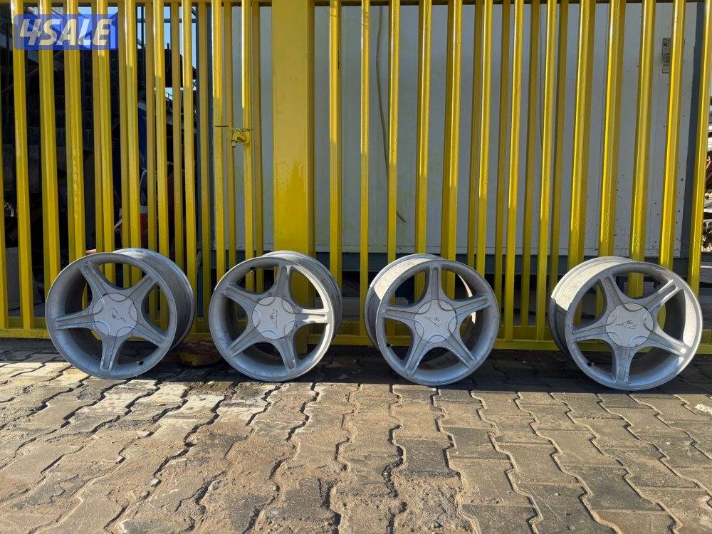 للبيع اربع رنقات حالتهم جيده استعمال خفيف موداشين مخرطه0