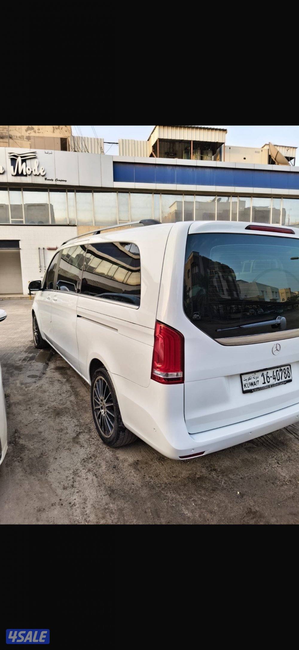 للبيع فان مرسيدس v2503