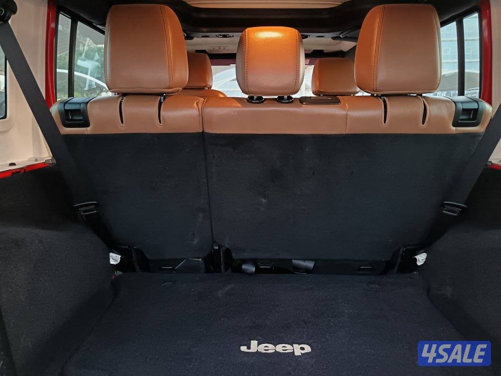 جيب رانجلرصحاري 2015 بهبهاني ٤ ابواب دبل جير بحاله ممتازه5