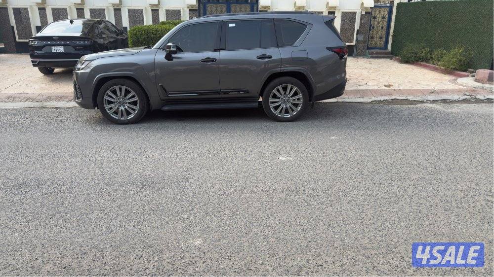 لكزس موديل Lx600/ 2024 vip اعلى درجه الفل3