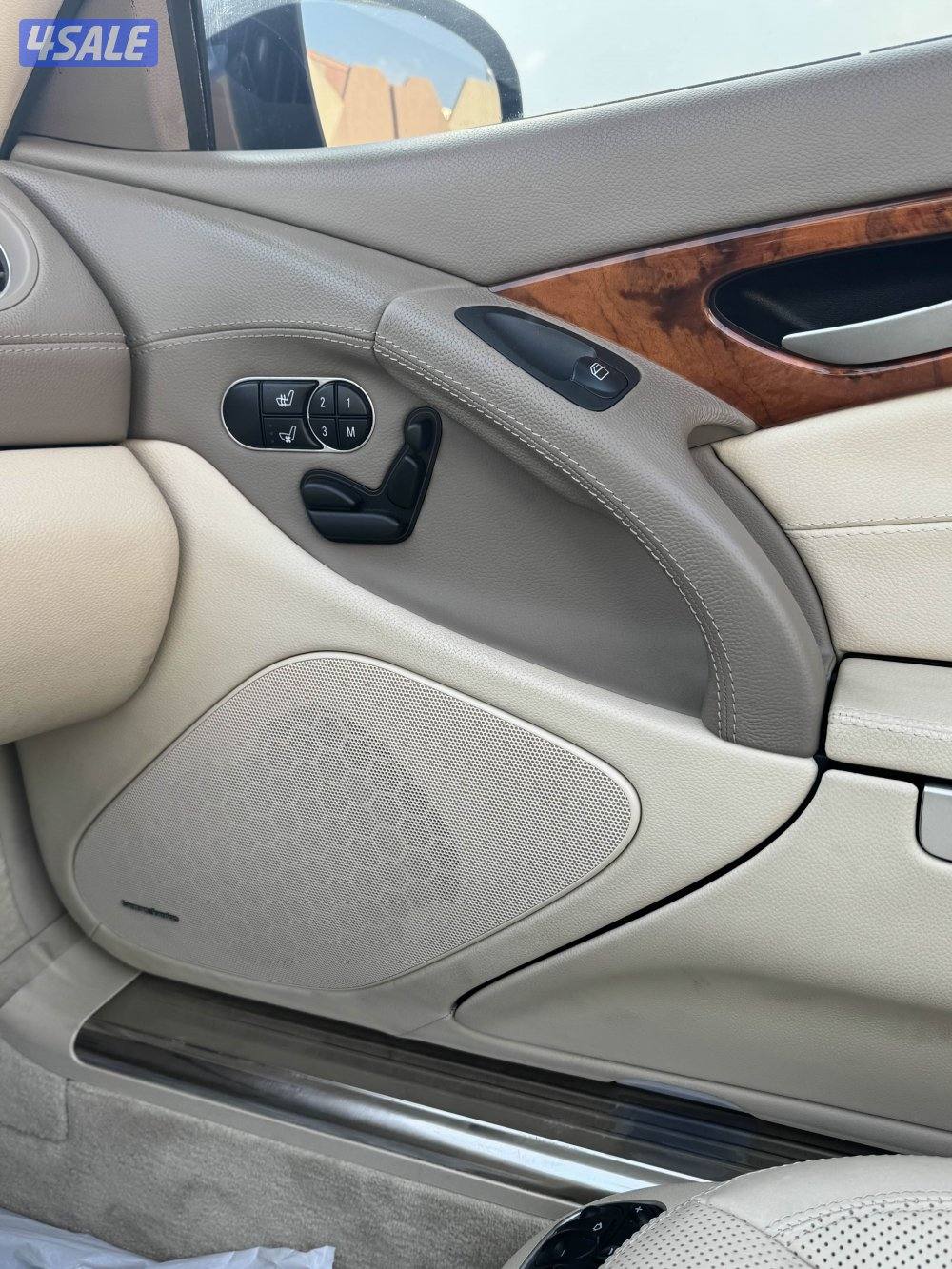 للبيع مرسيدس كشف ماشي ٨٨ الف8