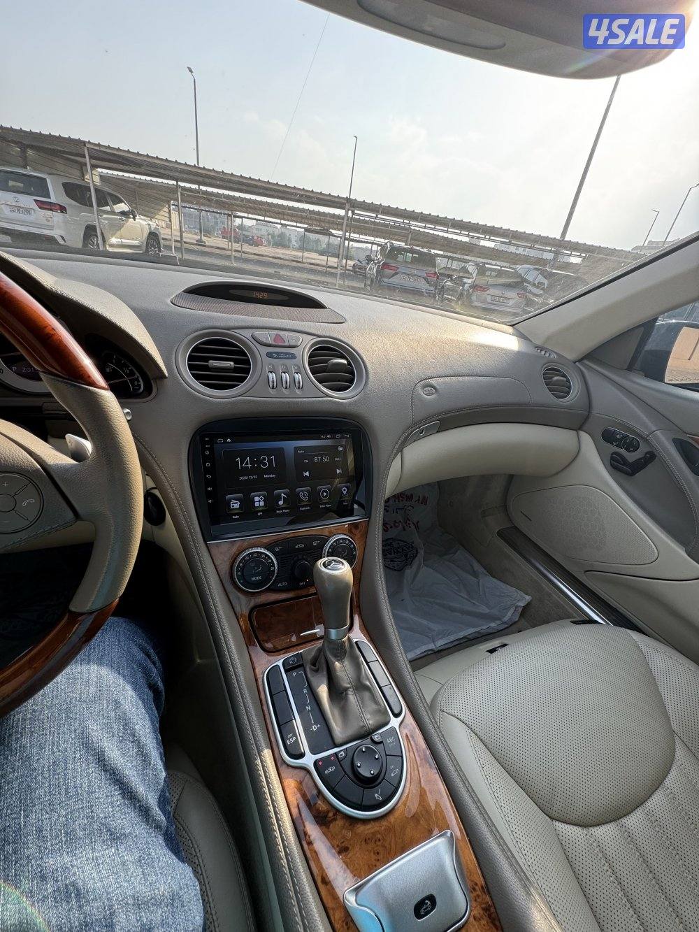 للبيع مرسيدس كشف ماشي ٨٨ الف12