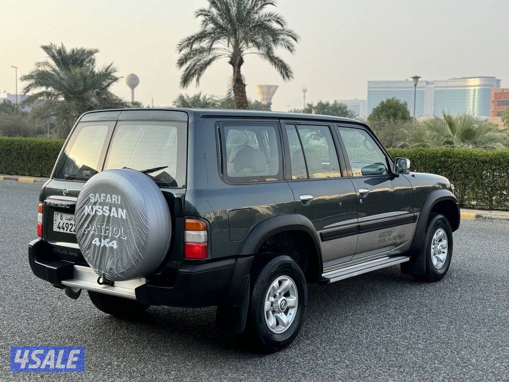 نيسان سفاري موديل 1999 قير عادي بحاله ممتازه جدا3