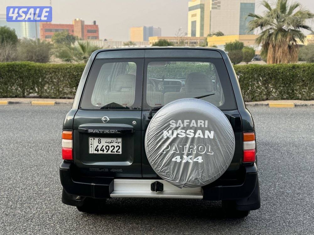 نيسان سفاري موديل 1999 قير عادي بحاله ممتازه جدا5