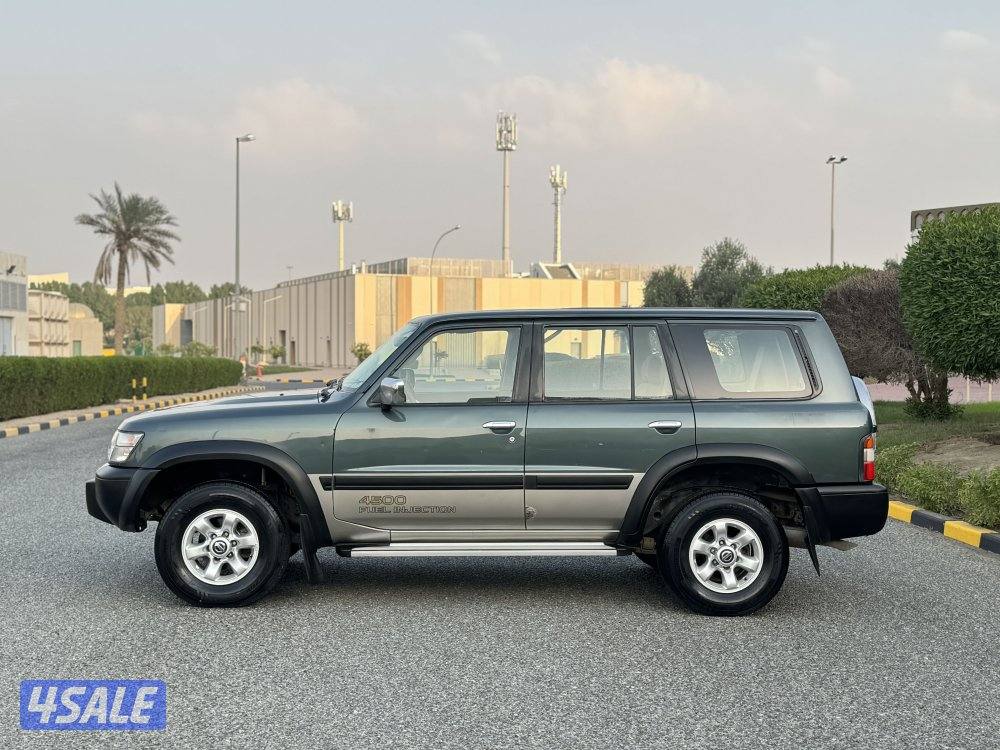 نيسان سفاري موديل 1999 قير عادي بحاله ممتازه جدا9