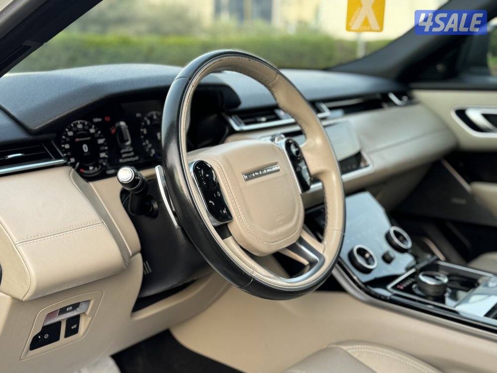 لاندروفر R DYNAMIC P300 SE موديل 201813