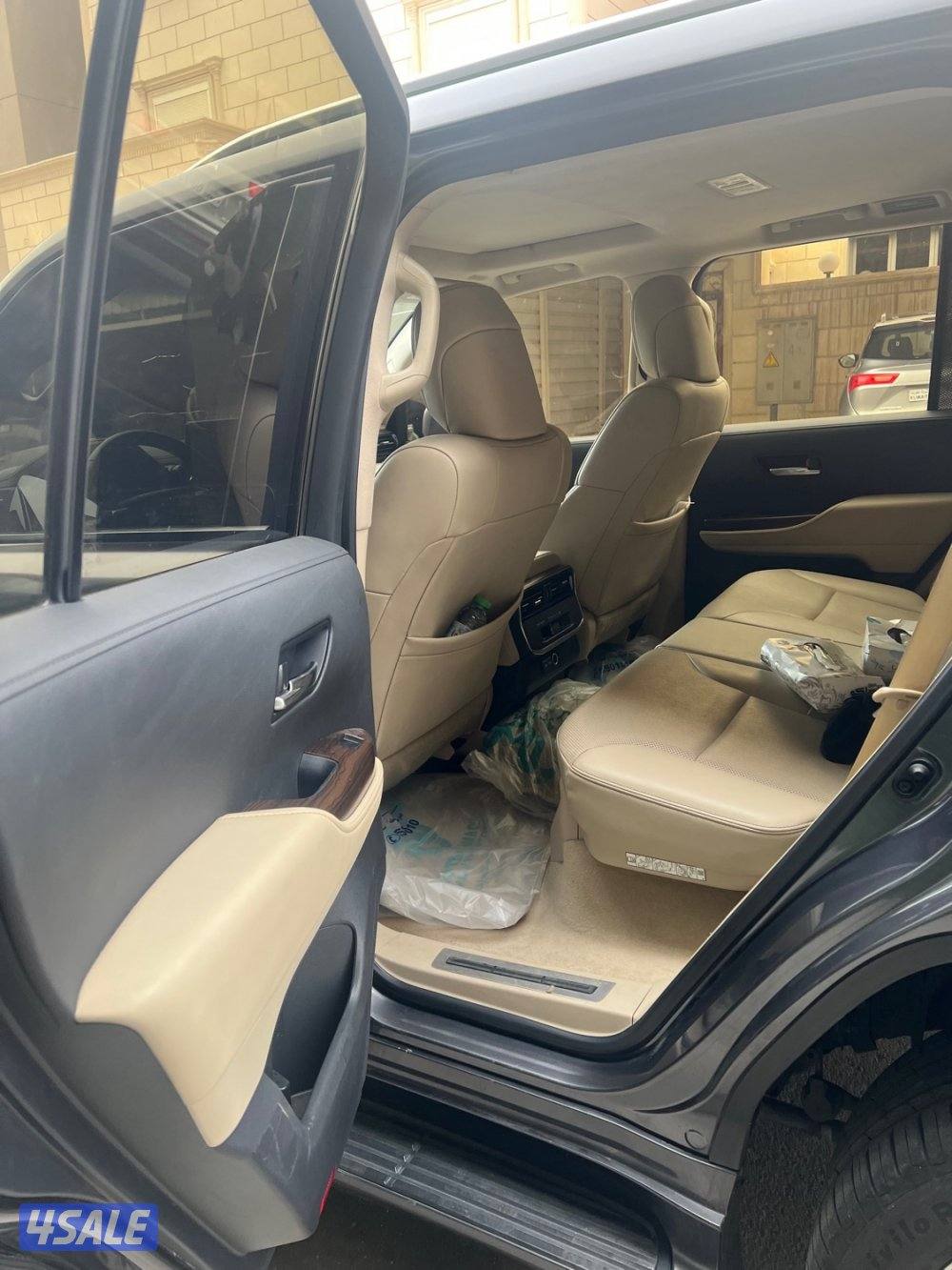 لاند كروز الساير ٢٠٢٢ ايرو اس بدون تيربو صبغ الوكالة فل حمايه ماشي 2108