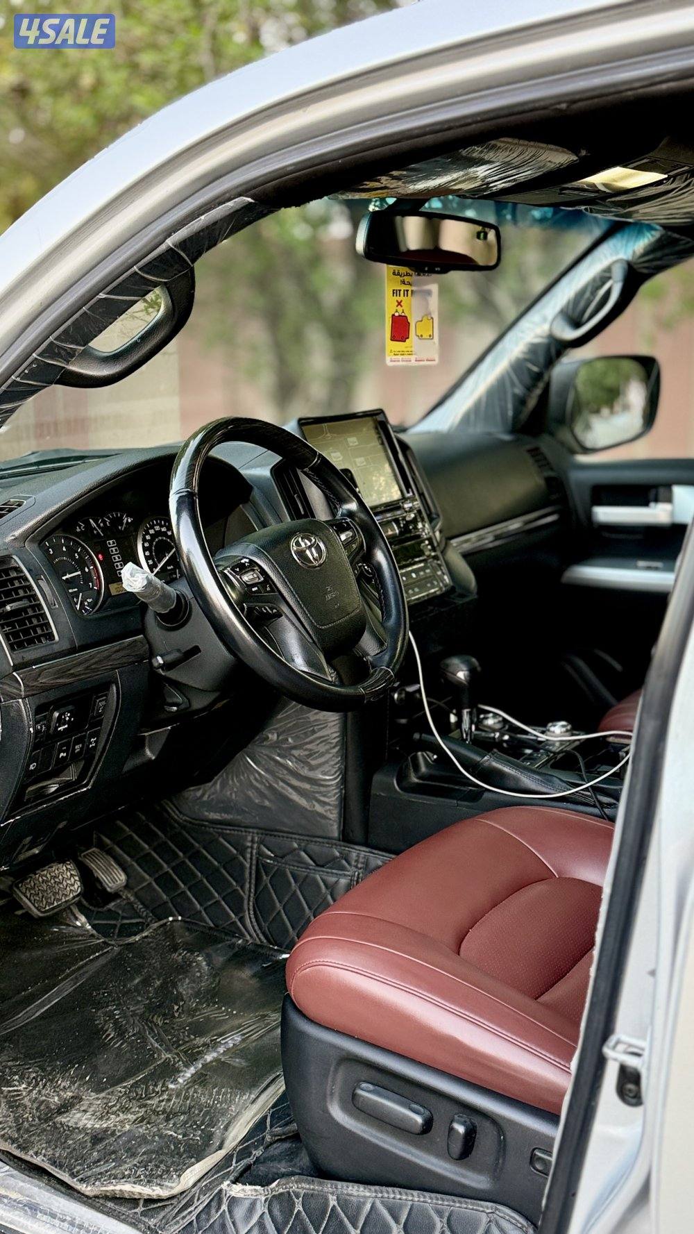 LAND CRUISER GXR - 20138