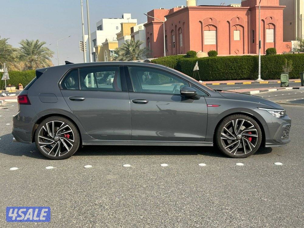 فولكس واجن غولف
GTI 
موديل 2022 عداد: 36 الف4