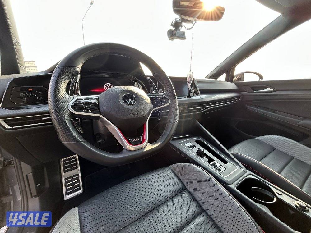 فولكس واجن غولف
GTI 
موديل 2022 عداد: 36 الف6