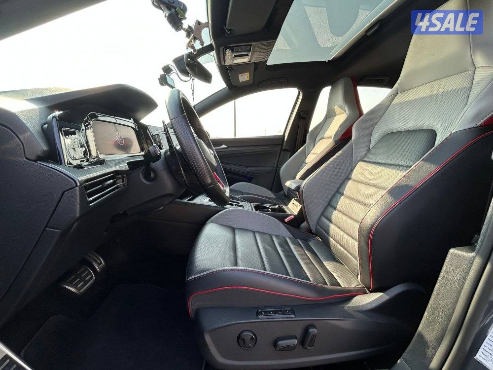 فولكس واجن غولف
GTI 
موديل 2022 عداد: 36 الف7