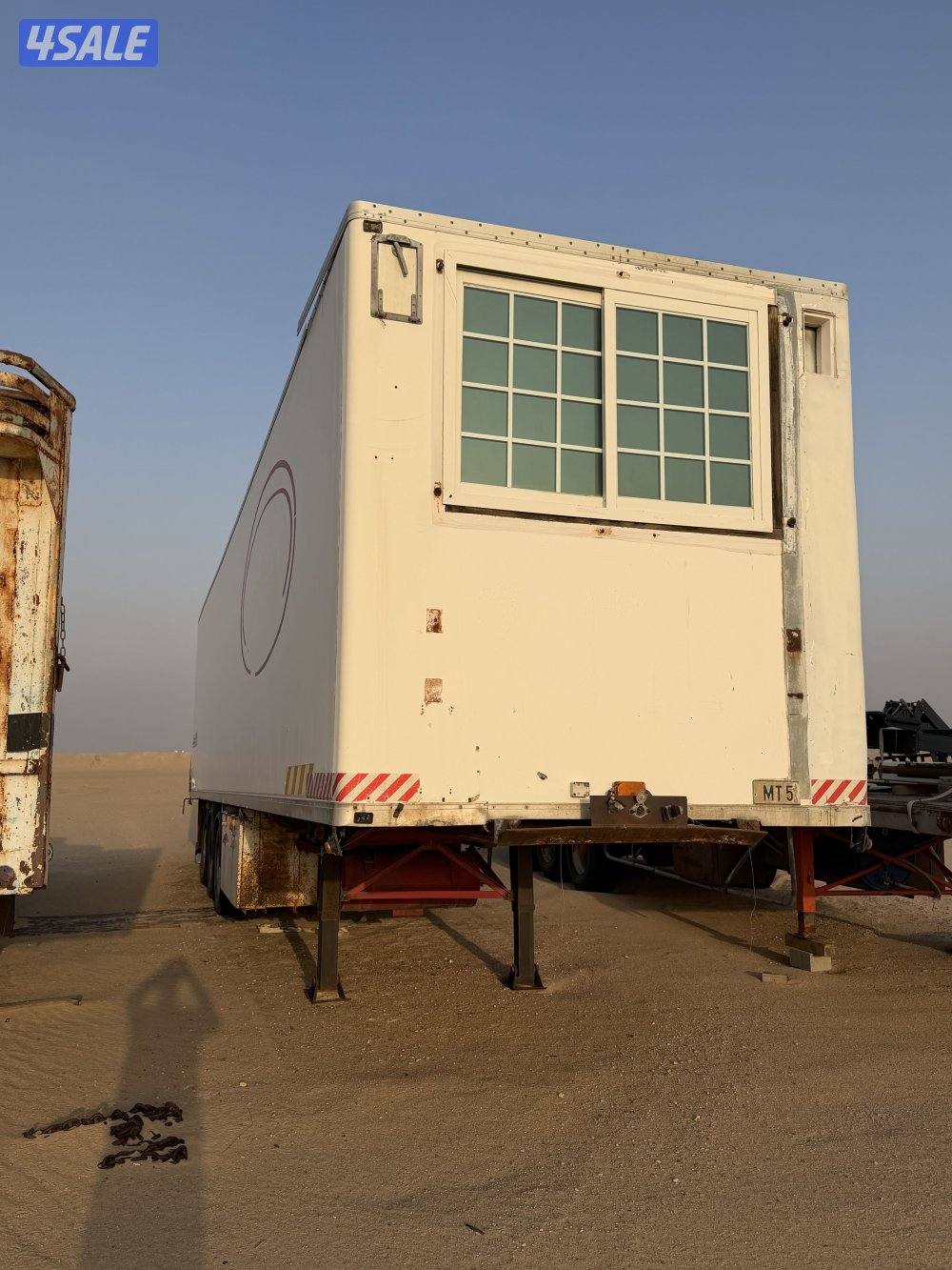 للبيع برادات مخازن3