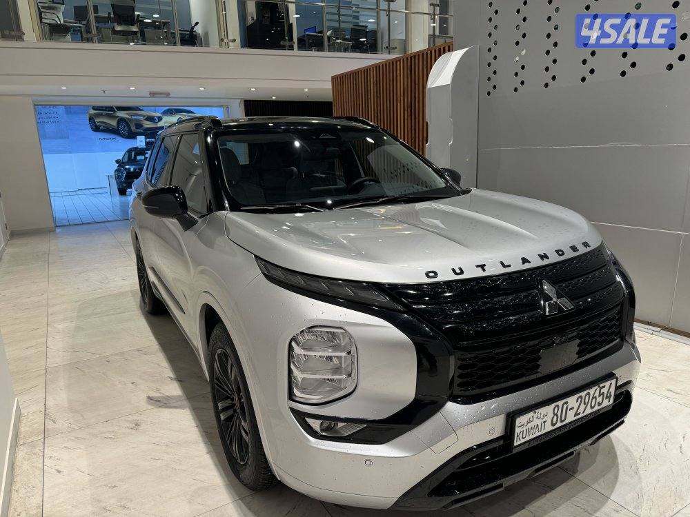 Mitsubishi Outlander0